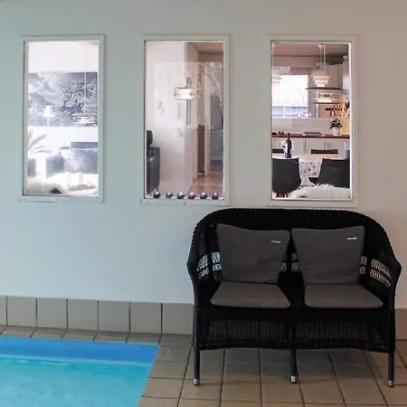 Family Fun With Indoor Pool - By Traum Prázdninový dům