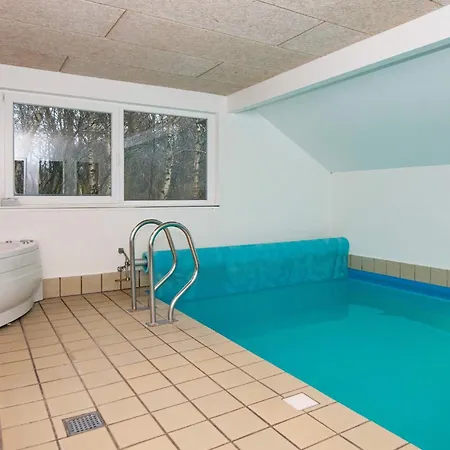 Prázdninový dům Family Fun With Indoor Pool - By Traum Oksbøl
